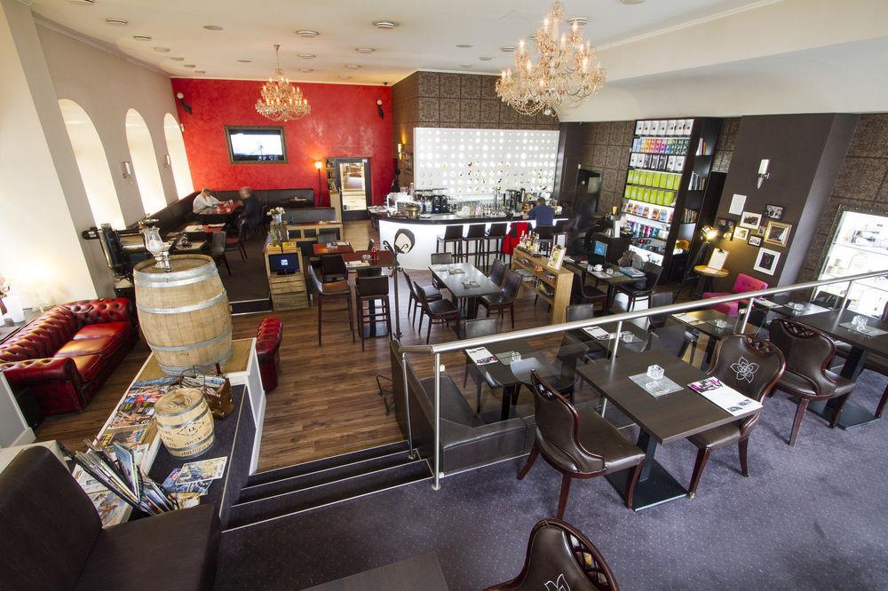 格兰德酒店 日利纳 外观 照片
